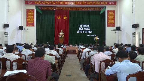 ANH HOI NGHỊ 1